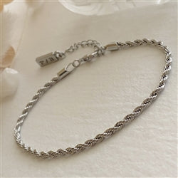Pika and Bear | Ocnus Rope Chain Bracelet.