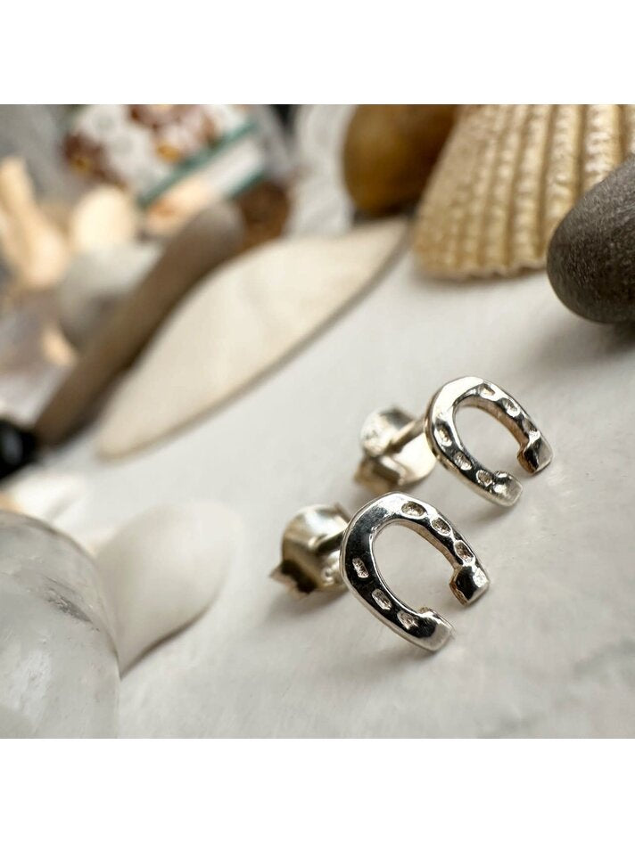 Pika and Bear | “Benalto” Horseshoe Stud