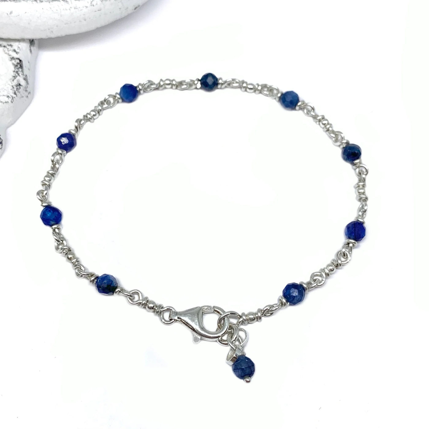 Matsu | Dappled Gemstone Bracelet - Kyanite